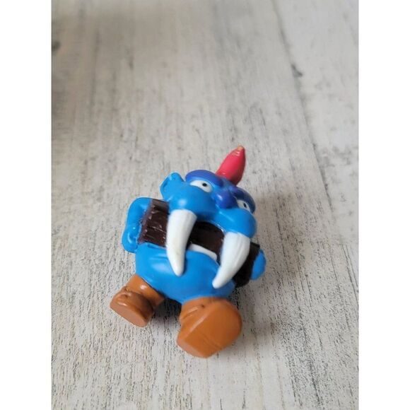 Yowie beaver blue monster mini walrus scary toy - Picture 2 of 4